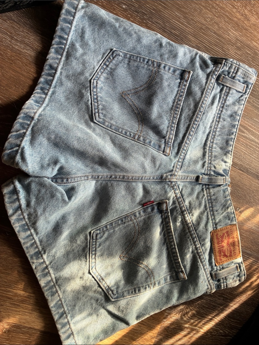 LEVIS high waisted mom shorts
